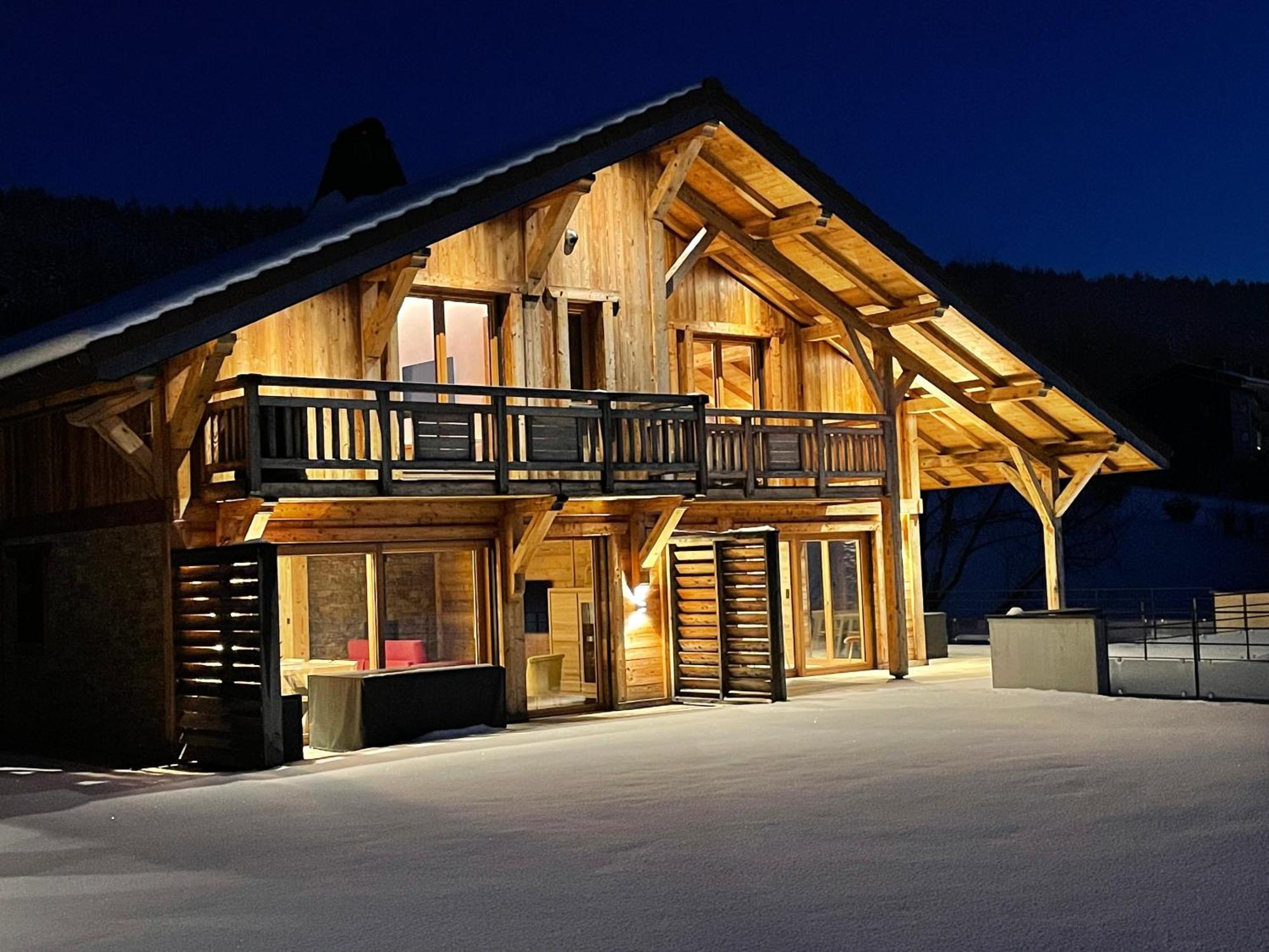 Chalets Coeur Du Lac Malbuisson Exterior photo
