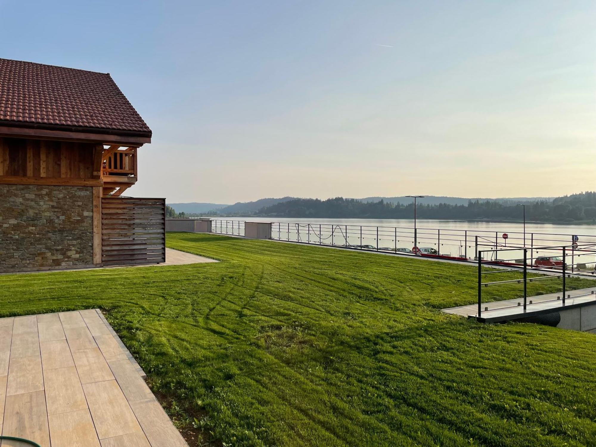 Chalets Coeur Du Lac Malbuisson Exterior photo